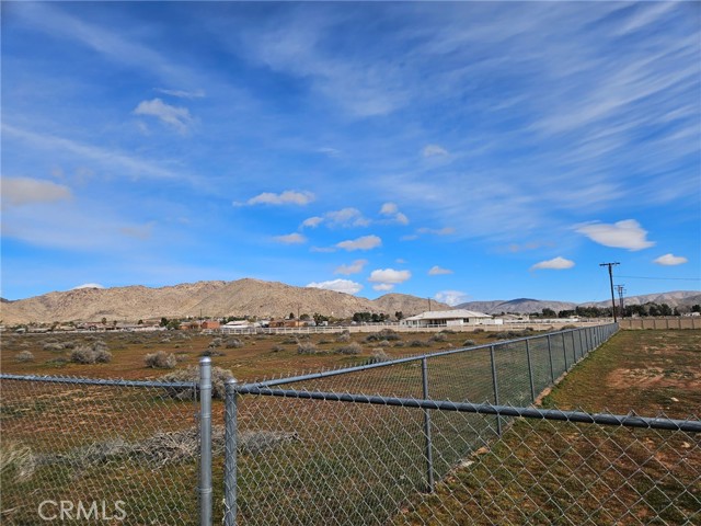 Detail Gallery Image 3 of 7 For 3 Candlewood, Apple Valley,  CA 92307 - – Beds | – Baths