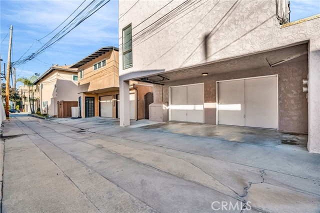 15 69th Place, Long Beach CA: https://media.crmls.org/medias/d9420c16-708c-40d0-b0ff-b4d40da50610.jpg