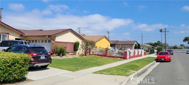 Detail Gallery Image 2 of 29 For 13521 Spinning Ave, Gardena,  CA 90249 - 3 Beds | 2 Baths