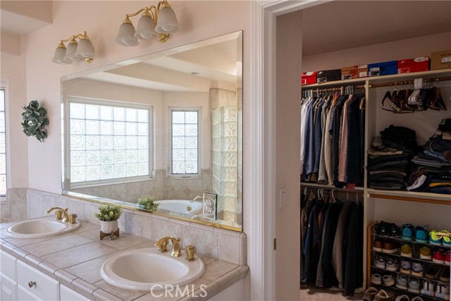 1950 Newport Avenue, Grover Beach CA: https://media.crmls.org/medias/d942bd61-fade-4819-abfa-4f3391cd5256.jpg