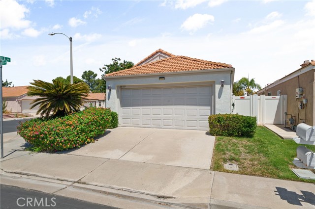 Detail Gallery Image 4 of 32 For 28109 Lemonwood Dr, Menifee,  CA 92584 - 3 Beds | 2 Baths