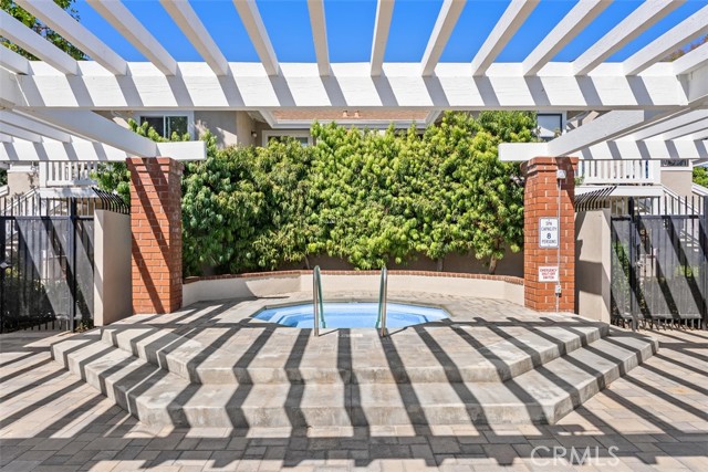 Detail Gallery Image 29 of 32 For 193 Tarocco, Irvine,  CA 92618 - 2 Beds | 2 Baths