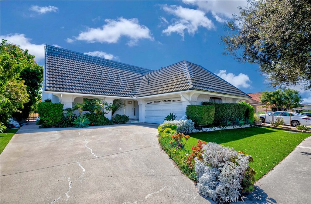 15192 Touraine Way