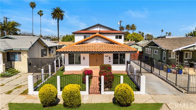 Detail Gallery Image 26 of 33 For 5832 6th Ave, Los Angeles,  CA 90043 - 5 Beds | 4/1 Baths