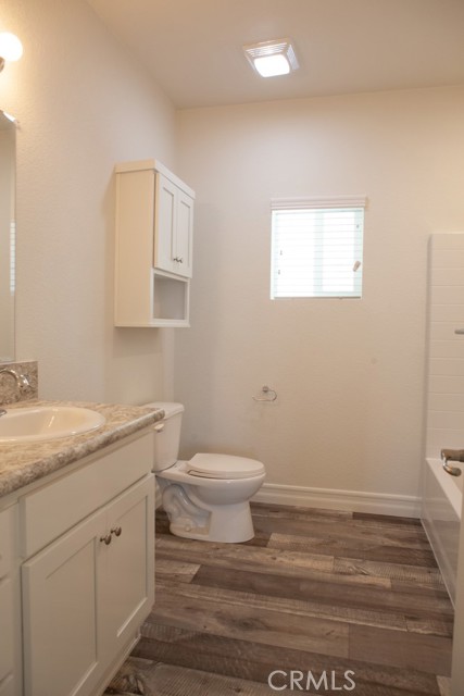 Detail Gallery Image 9 of 17 For 2601 E Victoria St #106,  Rancho Dominguez,  CA 90220 - 3 Beds | 2 Baths