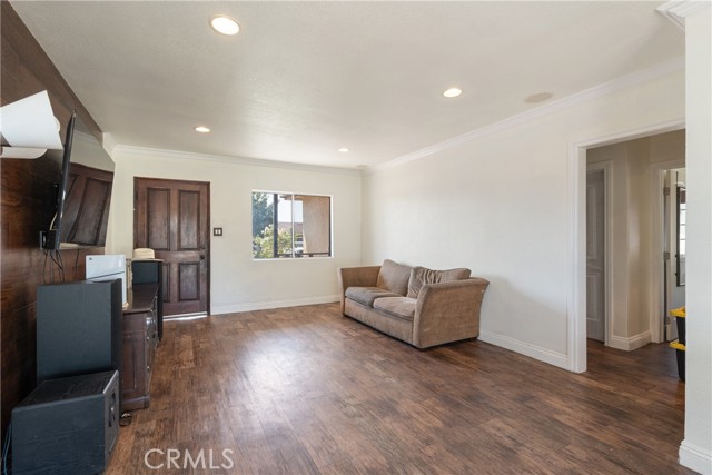 Detail Gallery Image 3 of 17 For 12713 Danbrook Dr, Whittier,  CA 90602 - 3 Beds | 1 Baths