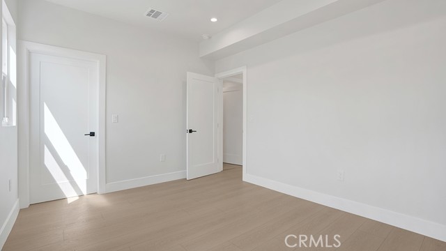 Detail Gallery Image 14 of 35 For 1213 N. Kingsley Dr #1213 1/2,  Los Angeles,  CA 90029 - 4 Beds | 4 Baths
