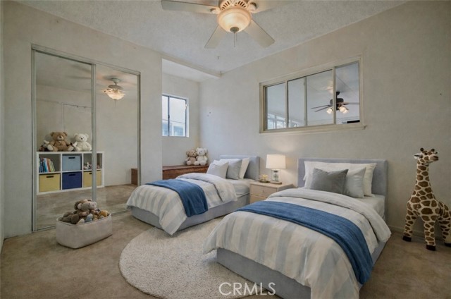 Detail Gallery Image 6 of 16 For 20323 Callaway Ave, Lakewood,  CA 90715 - 4 Beds | 1/1 Baths