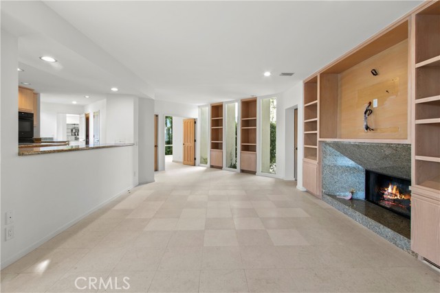 Detail Gallery Image 11 of 26 For 2 Inverness Lane, Newport Beach,  CA 92660 - 4 Beds | 4 Baths