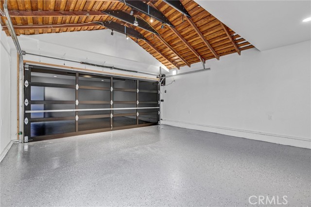 Detail Gallery Image 39 of 43 For 13021 Killion St, Sherman Oaks,  CA 91401 - 3 Beds | 2/1 Baths