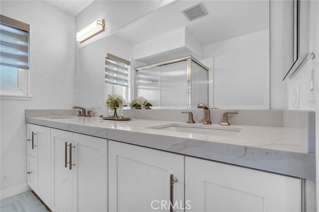 1947 N Sacramento Street, Orange CA: https://media.crmls.org/medias/d9459ad8-a99a-4ab2-b9a0-2003f20bd785.jpg