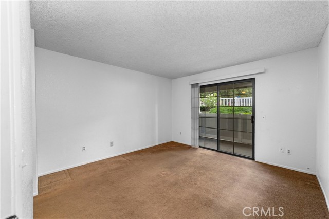 202 Evergreen Court, Azusa CA: https://media.crmls.org/medias/d945cc99-d8b4-4ba2-a832-333c7becb8f8.jpg