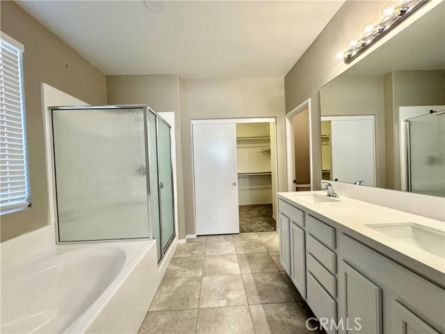 Detail Gallery Image 10 of 24 For 13232 Newport St, Hesperia,  CA 92344 - 4 Beds | 2 Baths