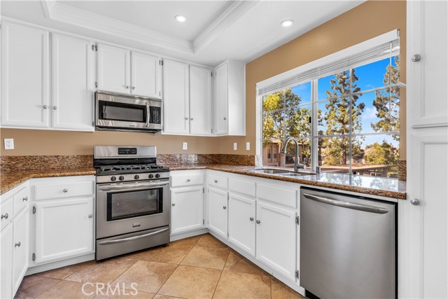 Detail Gallery Image 7 of 19 For 175 via Contento, Rancho Santa Margarita,  CA 92688 - 2 Beds | 2 Baths