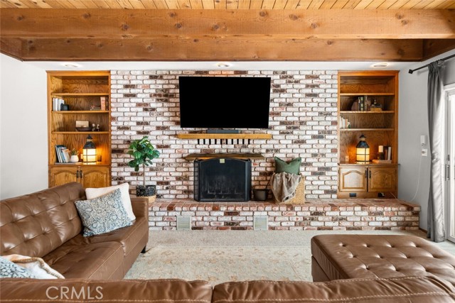 1624 Bidwell Avenue, Chico CA: https://media.crmls.org/medias/d9462648-50ff-44b5-b4ef-964a992b0d44.jpg