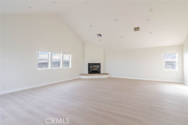 Detail Gallery Image 7 of 41 For 2575 Rale Dr, Palmdale,  CA 93550 - 4 Beds | 3 Baths