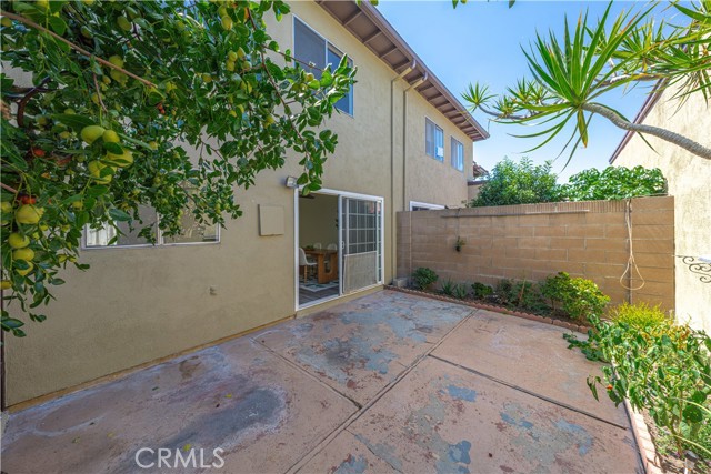 8891 Ovieda Plaza, Westminster CA: https://media.crmls.org/medias/d94650bd-e9ee-413d-b96f-e0ef63e4c062.jpg