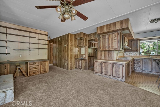11990 North Drive, Clearlake CA: https://media.crmls.org/medias/d946f4b1-bc55-4e4b-9911-aee5bfbd4eec.jpg