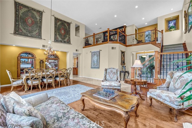 26816 Wyatt Lane, Stevenson Ranch CA: https://media.crmls.org/medias/d94704cd-9583-420c-a197-ec65e14c9b42.jpg