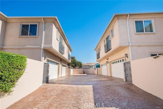 Image 16 of 18 For 16714 Inglewood Avenue A