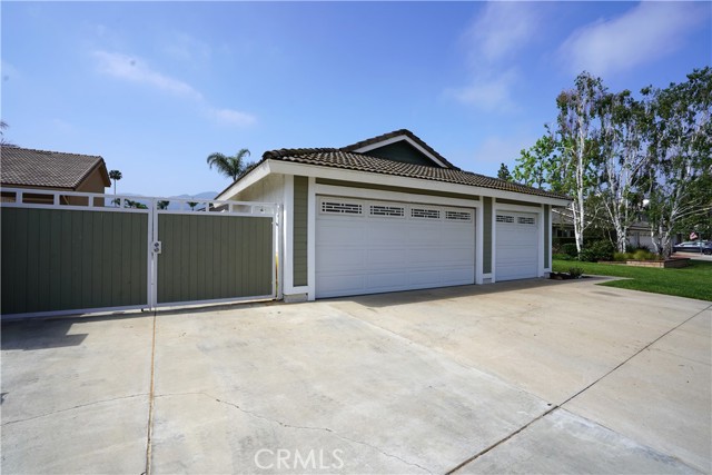 Image 3 for 1116 Millbrook Rd, Corona, CA 92882