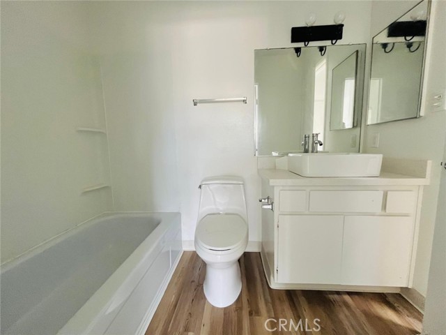 Photo #13: CRSR26051768 Listing: Photo #13