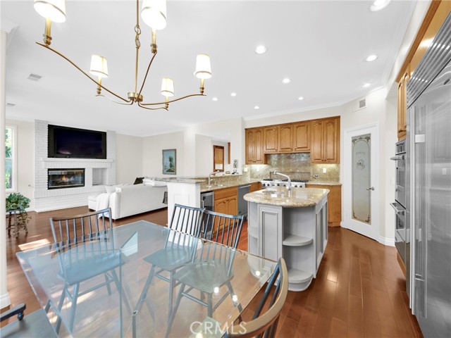 125 Heath Meadow Place, Simi Valley CA: https://media.crmls.org/medias/d94984ed-fde6-4c87-9dac-ab8a2c98e074.jpg