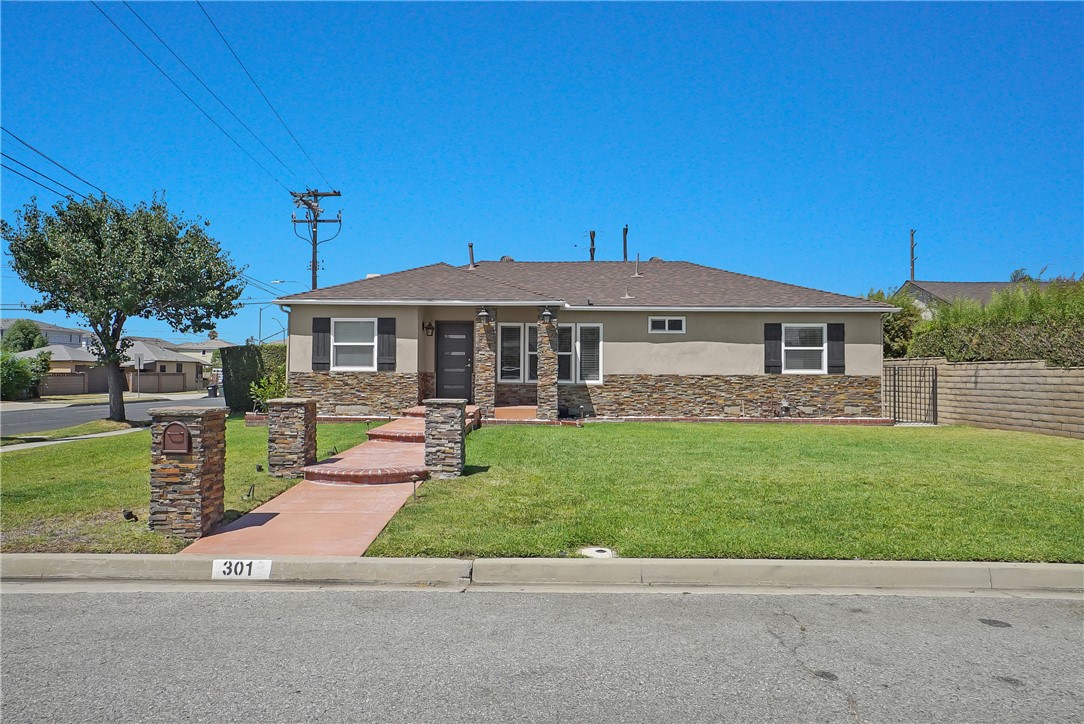 Detail Gallery Image 1 of 1 For 301 N Maplewood Ave, West Covina,  CA 91790 - 4 Beds | 2 Baths