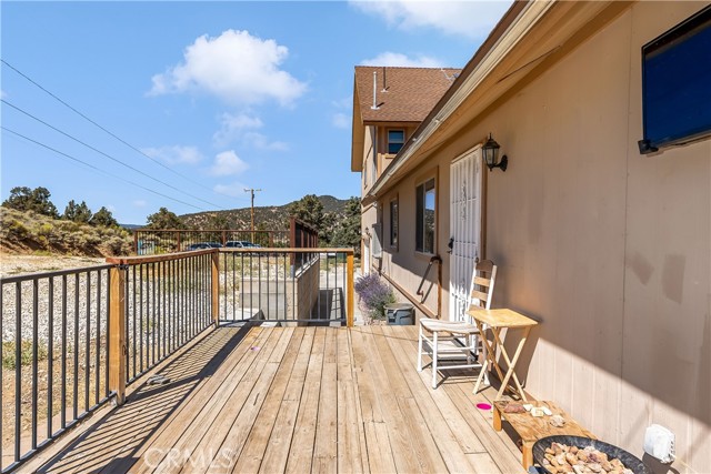 Detail Gallery Image 6 of 56 For 46076 Rustic Canyon Rd, Big Bear City,  CA 92314 - 3 Beds | 2 Baths