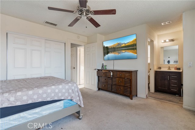 Detail Gallery Image 12 of 13 For 16184 Tawney Ridge Ln, Victorville,  CA 92394 - 3 Beds | 2 Baths