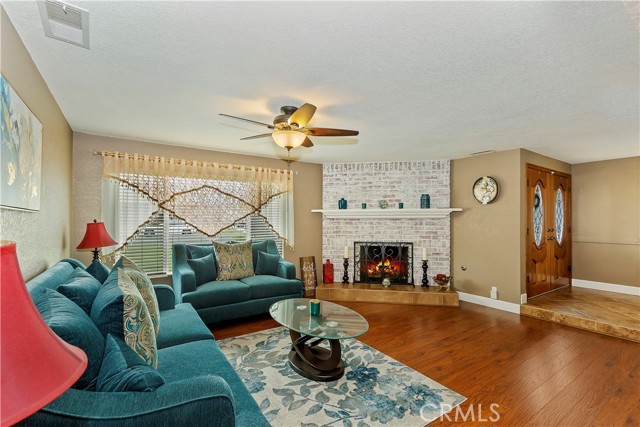 Detail Gallery Image 4 of 25 For 4551 Monte Verde St, Montclair,  CA 91763 - 4 Beds | 2 Baths