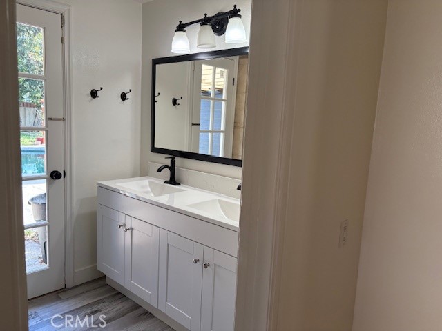 Detail Gallery Image 16 of 19 For 10918 Reseda, Porter Ranch,  CA 91326 - 3 Beds | 2 Baths