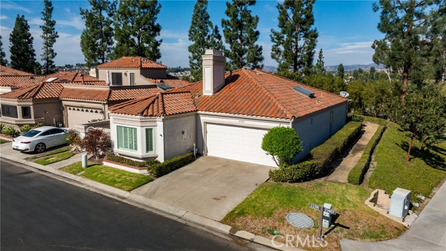 Detail Gallery Image 3 of 59 For 23391 El Greco, Mission Viejo,  CA 92692 - 2 Beds | 2 Baths