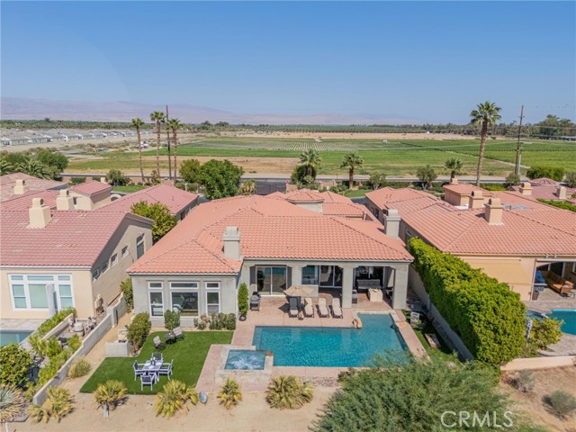 55675 Turnberry Way, La Quinta CA: https://media.crmls.org/medias/d94f901c-579d-47ae-90ee-c941e76c7baa.jpg