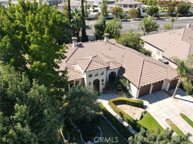 Detail Gallery Image 1 of 61 For 12011 Manorwood St, Bakersfield,  CA 93311 - 4 Beds | 2/1 Baths