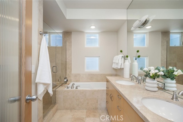2303 Vista Drive, Manhattan Beach, California 90266, 4 Bedrooms Bedrooms, ,3 BathroomsBathrooms,Residential,For Sale,Vista,SB26092785
