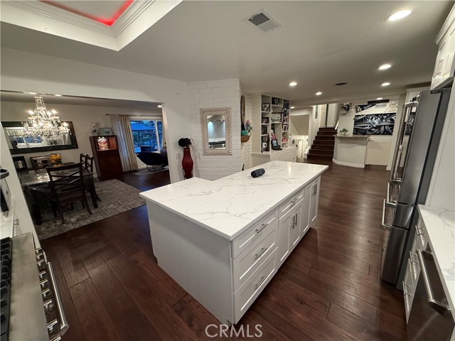 1571 E Palm, Covina CA: https://media.crmls.org/medias/d9508aca-255d-4379-996d-ab0cf81c45c6.jpg