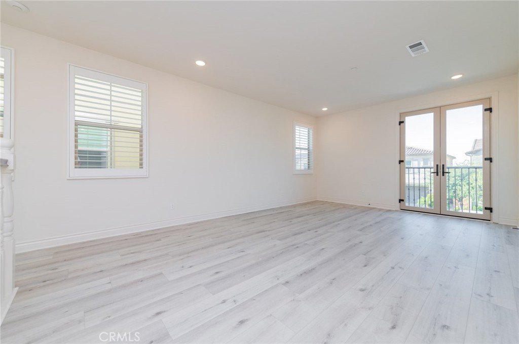 MLS #OC25255909 image #19