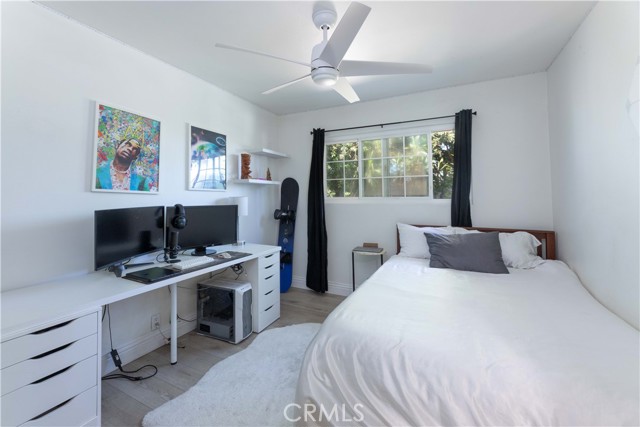 19922 Carmania Lane, Huntington Beach CA: https://media.crmls.org/medias/d950fdad-8513-4e21-9062-b617053c4164.jpg