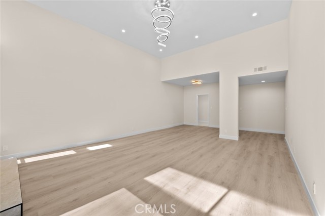 4641 Fulton Avenue, Sherman Oaks CA: https://media.crmls.org/medias/d9519190-fb79-4759-bc3e-9203f9ca757b.jpg