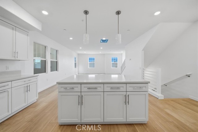 Detail Gallery Image 10 of 34 For 2520 Iconic St, South El Monte,  CA 91733 - 4 Beds | 3/1 Baths