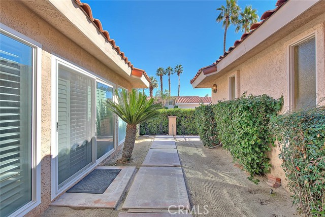 Detail Gallery Image 5 of 64 For 36665 via Cicada, Cathedral City,  CA 92234 - 3 Beds | 2/1 Baths