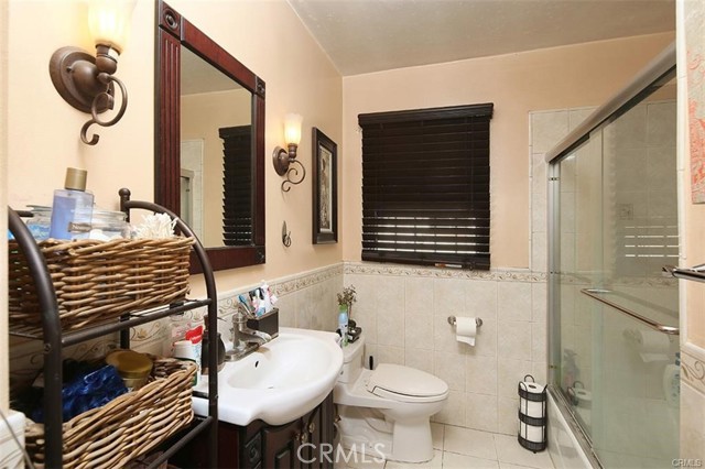 1263 Dorner Drive, Monterey Park CA: https://media.crmls.org/medias/d952e3bc-8024-4d56-9e80-f6fe51a765bc.jpg