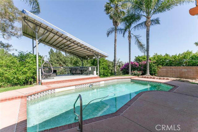 12410 Mclennan Avenue, Granada Hills CA: https://media.crmls.org/medias/d952ec1b-0a9c-4560-b5a5-5a40ea92487a.jpg