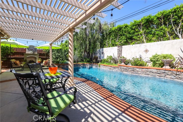 11571 Harrisburg, Rossmoor CA: https://media.crmls.org/medias/d9538c09-ad2c-42ad-ab5c-e63c8145c814.jpg