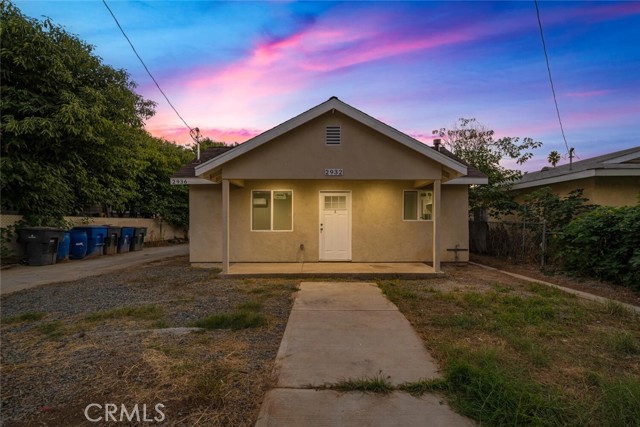 2932 Pleasant St, Riverside, CA 92507