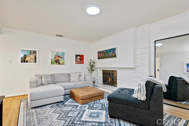 Image 4 of 42 For 22939 Lull Street