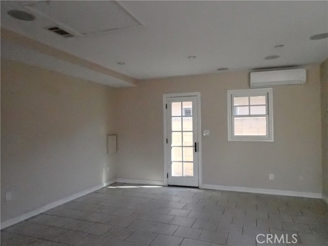 Detail Gallery Image 5 of 10 For 12091 Ora St #B,  Garden Grove,  CA 92840 - 2 Beds | 1 Baths
