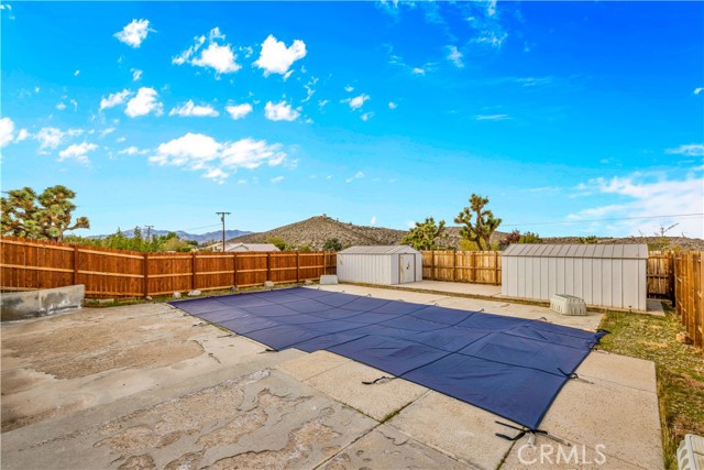 Detail Gallery Image 5 of 47 For 58116 Desert Gold Dr, Yucca Valley,  CA 92284 - 3 Beds | 2 Baths