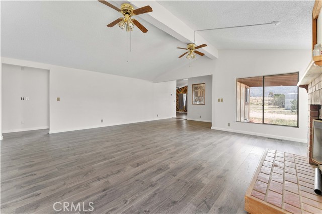Detail Gallery Image 30 of 44 For 6367 Arrowhead Lake Rd, Hesperia,  CA 92345 - 6 Beds | 4 Baths
